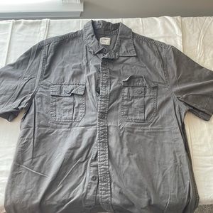Men’s old navy shirt